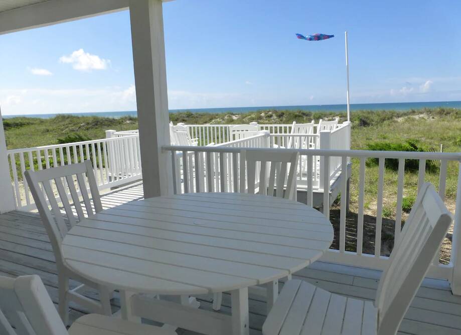 Spectacular... - Vacation Rental Home In Atlantic Beach, NC Settings ...