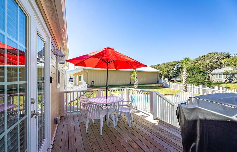 Newly Remodeled... Vacation rental home in Atlantic Beach, NC